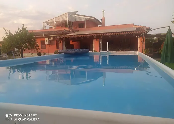 La Stanza Delle Muse In Villa Con Piscina